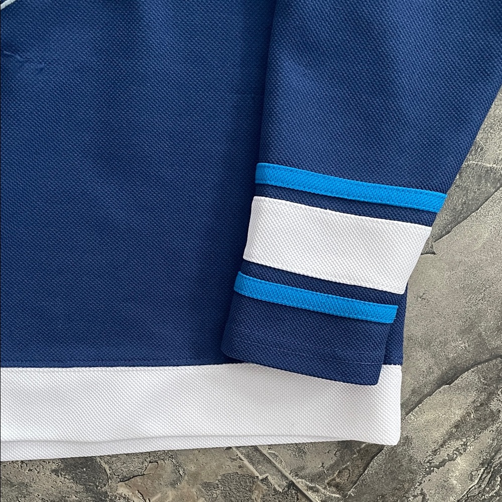 Authentic NHL WINNIPEG JETS Youth Jersey Sports Fan Game-Day Athletics Canada - Picture 5 of 12